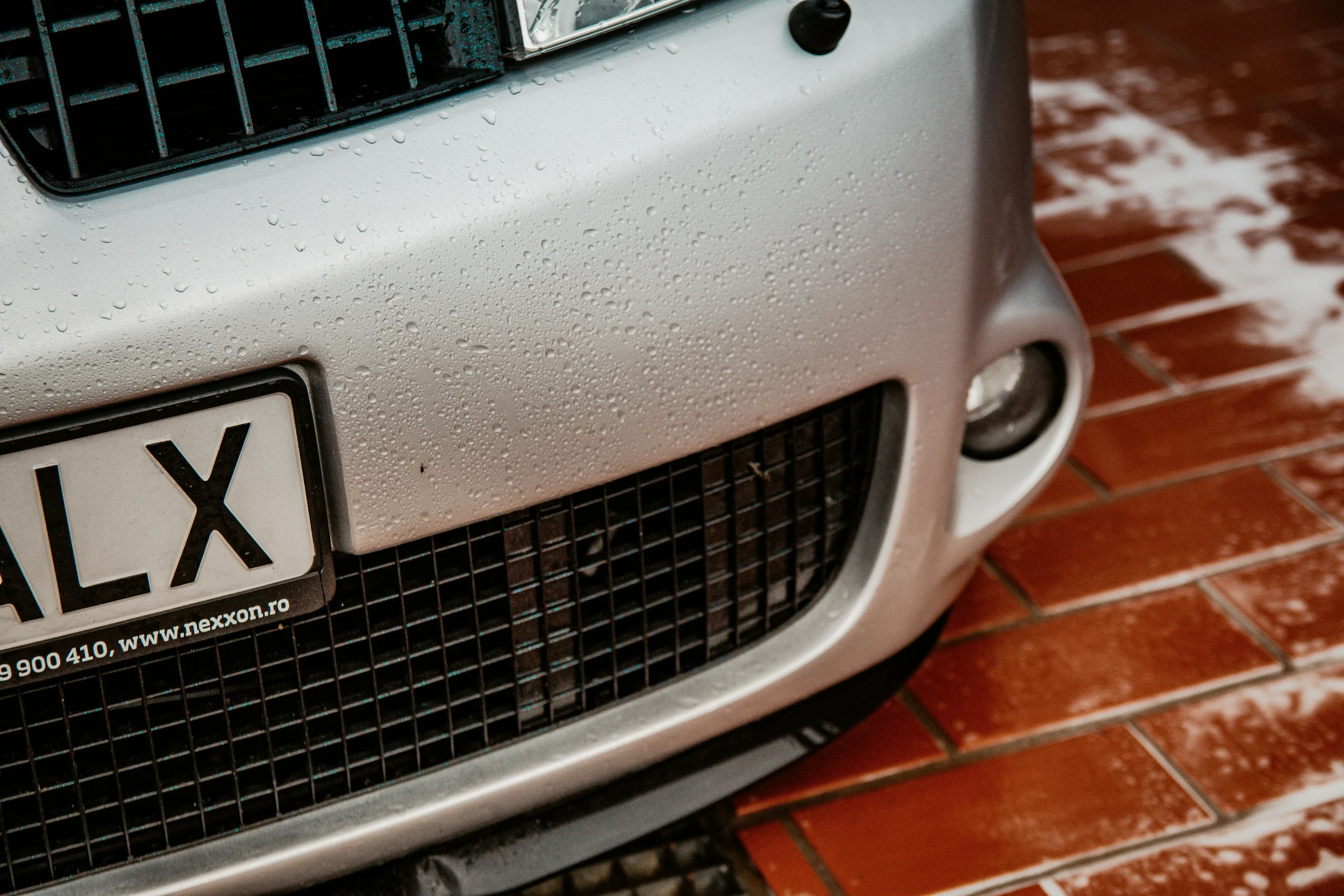 مغسلة سيارات